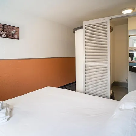 Hotell Quick Palace Zenith