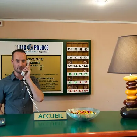 Quick Palace Zenith 2* 波城