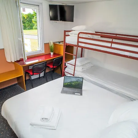 Hotell Quick Palace Zenith 2*