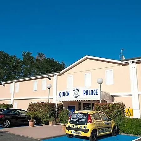 Quick Palace Zenith 2* פאו