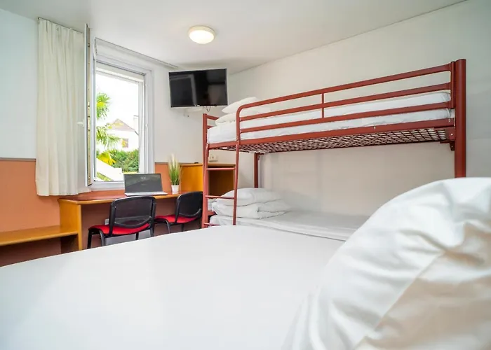 Hotell Quick Palace Zenith Pau