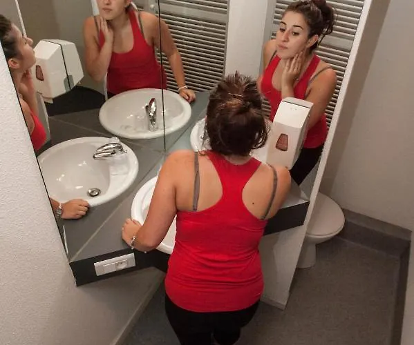 Quick Palace Zenith 2* Pau