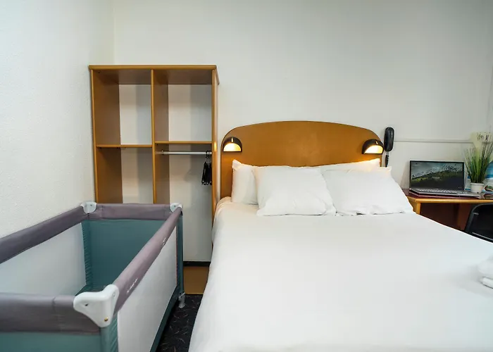 Quick Palace Zenith Hotell 2*