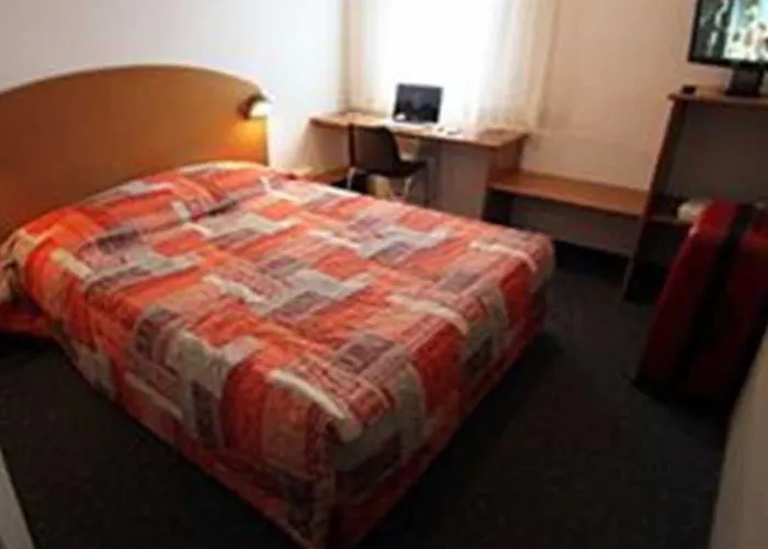 Quick Palace Zenith Hotell 2*
