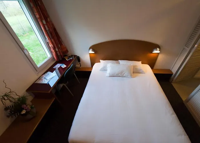 Quick Palace Zenith Hotell Pau