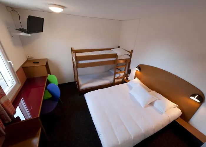 Hotell Quick Palace Zenith 2*